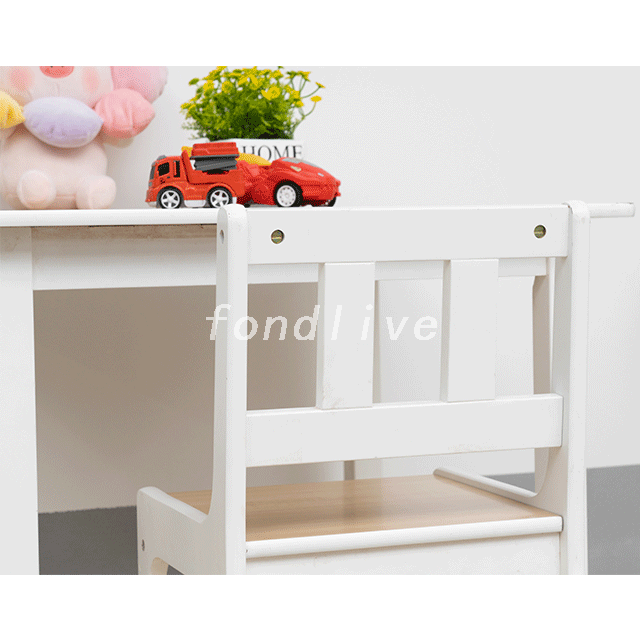 Set da tavola moderno per bambini in MDF